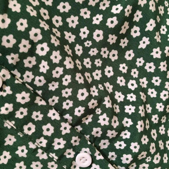 maid dress - Picture 3 of 3